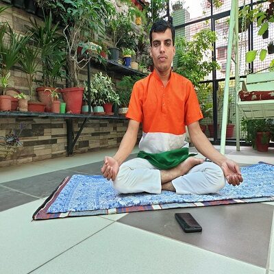 Rising Sun of Yoga: Yogacharya Ashish Sharma