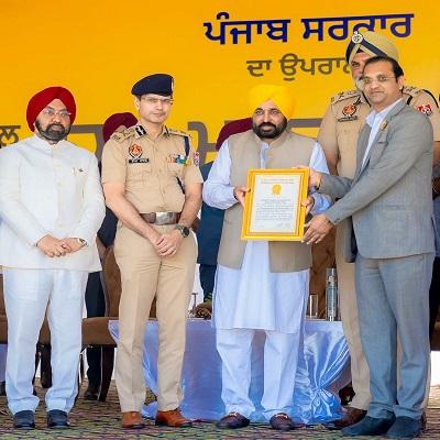 Thousands of people created history by praying for de-addiction in the Golden Temple, Amritsar, recorded in the Golden Book of World Records.