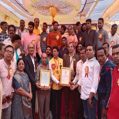 The buffet banquet and Bharat Darshan exhibition organized at the famous Chhatreshwari Chamunda Mata Temple of Ujjain was recorded in the Golden Book of World Records.